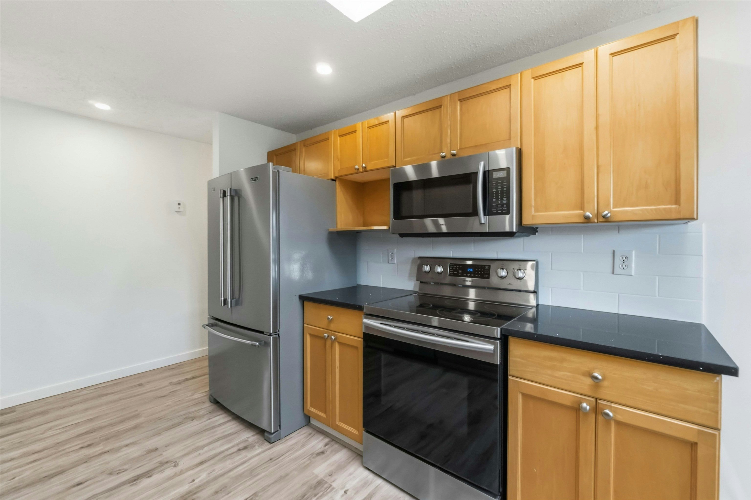 20225 Lorne Avenue, Maple Ridge, BC, V2X 1E9 - 11