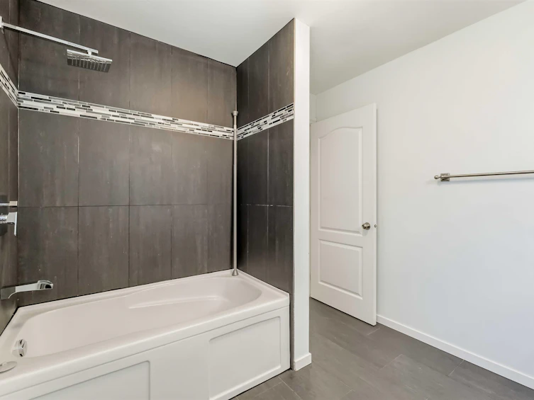 20225 Lorne Avenue, Maple Ridge, BC, V2X 1E9 - 25