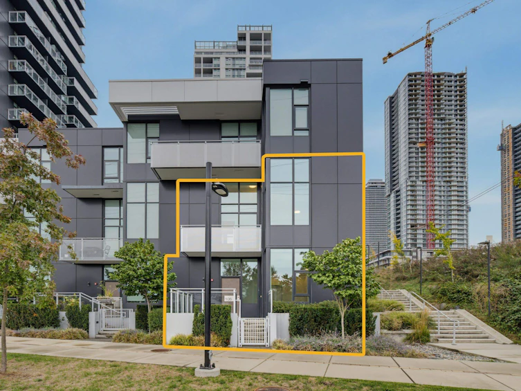 106-4433 Alaska Street, Burnaby, BC, V5C 5T3 - 3