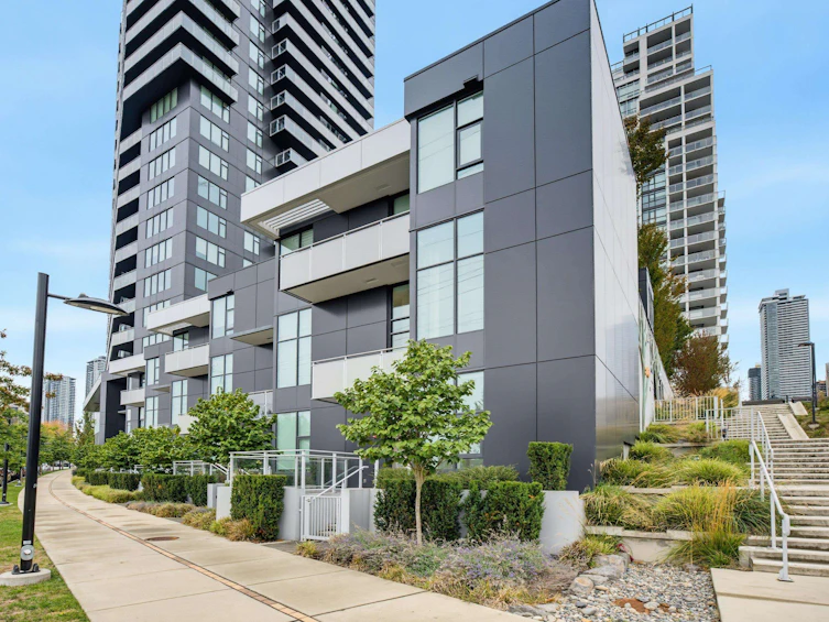 106-4433 Alaska Street, Burnaby, BC, V5C 5T3 - 4