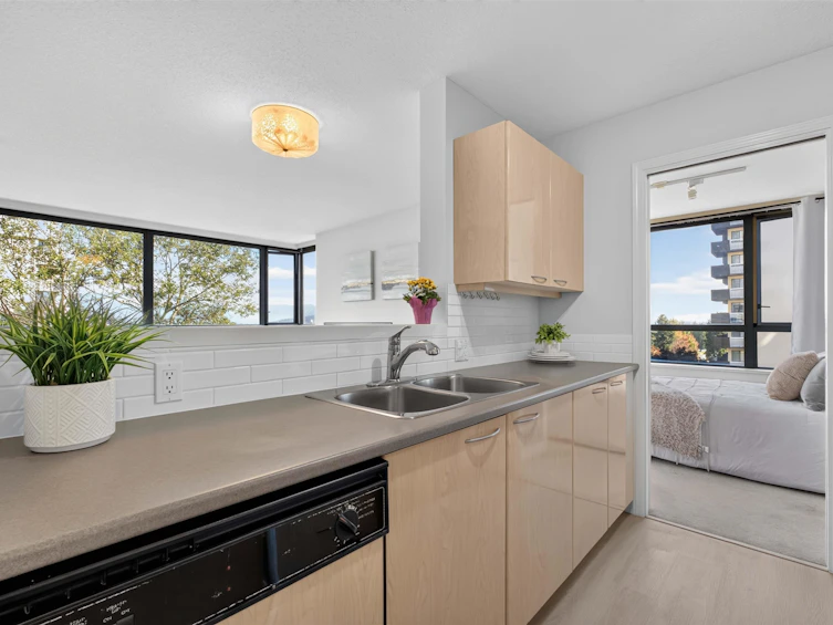 805-4888 Hazel Street, Burnaby, BC, V5H 4T4 - 10