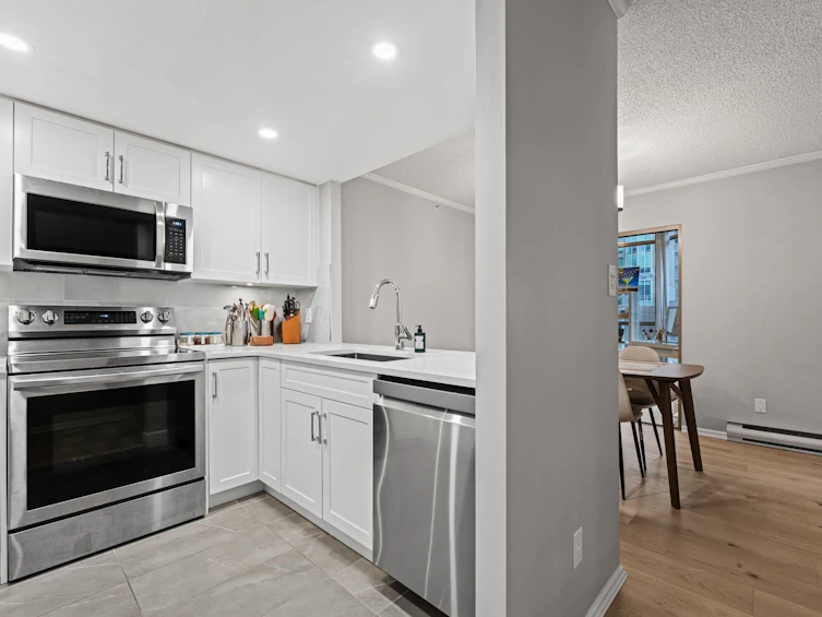 906-867 Hamilton Street, Vancouver, BC, V6B 6B7 - 8