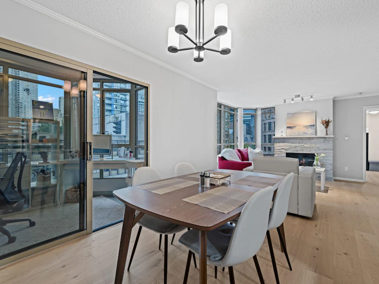 906-867 Hamilton Street, Vancouver, BC, V6B 6B7 - 13