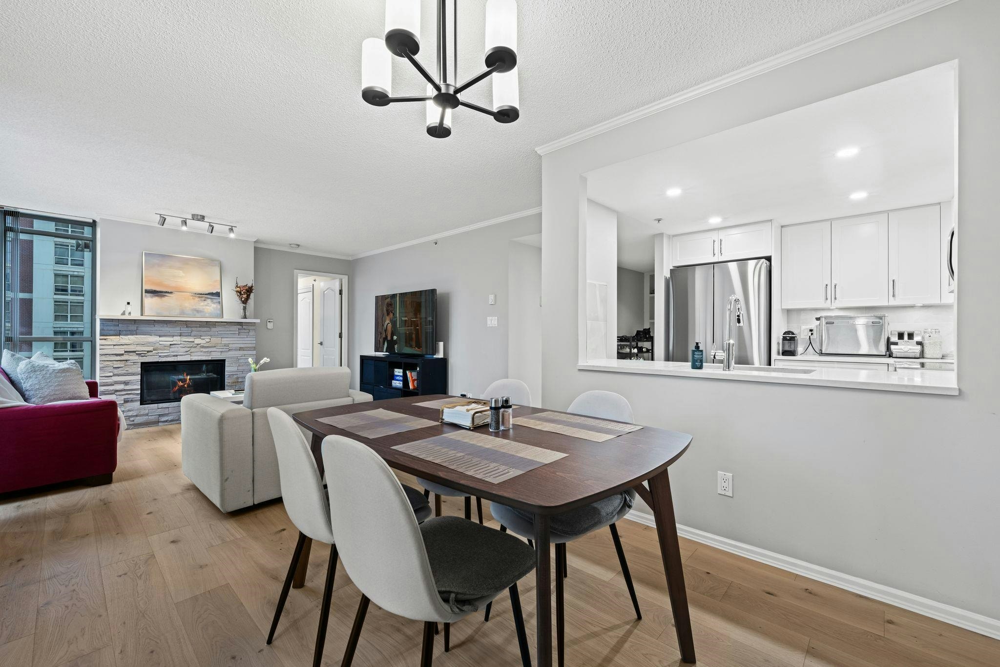 906-867 Hamilton Street, Vancouver, BC, V6B 6B7 - 11