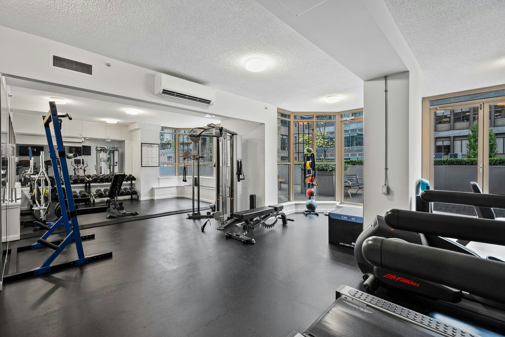 906-867 Hamilton Street, Vancouver, BC, V6B 6B7 - 32