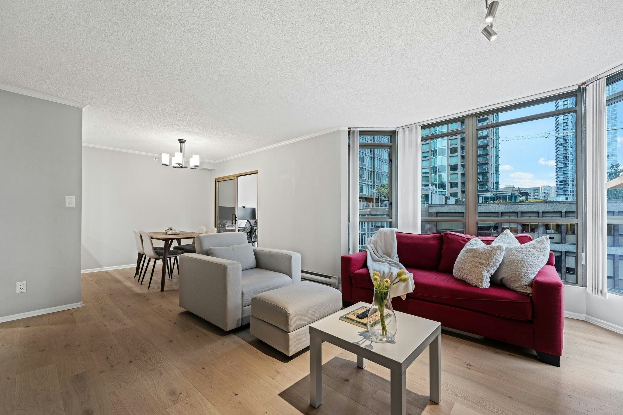 906-867 Hamilton Street - 5