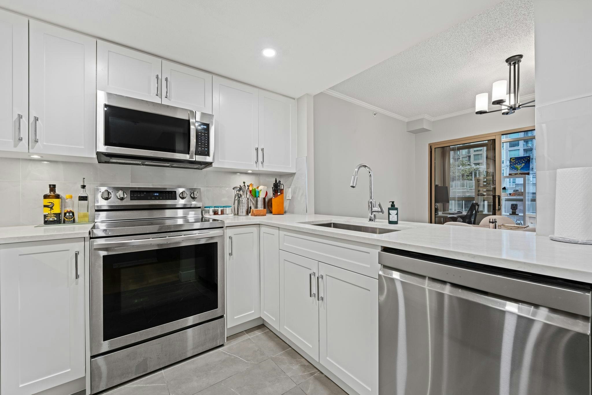906-867 Hamilton Street, Vancouver, BC, V6B 6B7 - 6