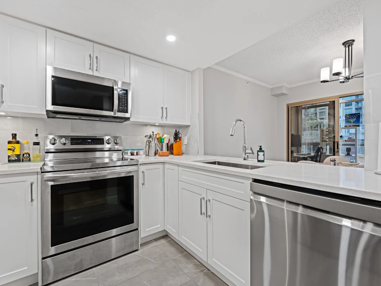 906-867 Hamilton Street, Vancouver, BC, V6B 6B7 - 6