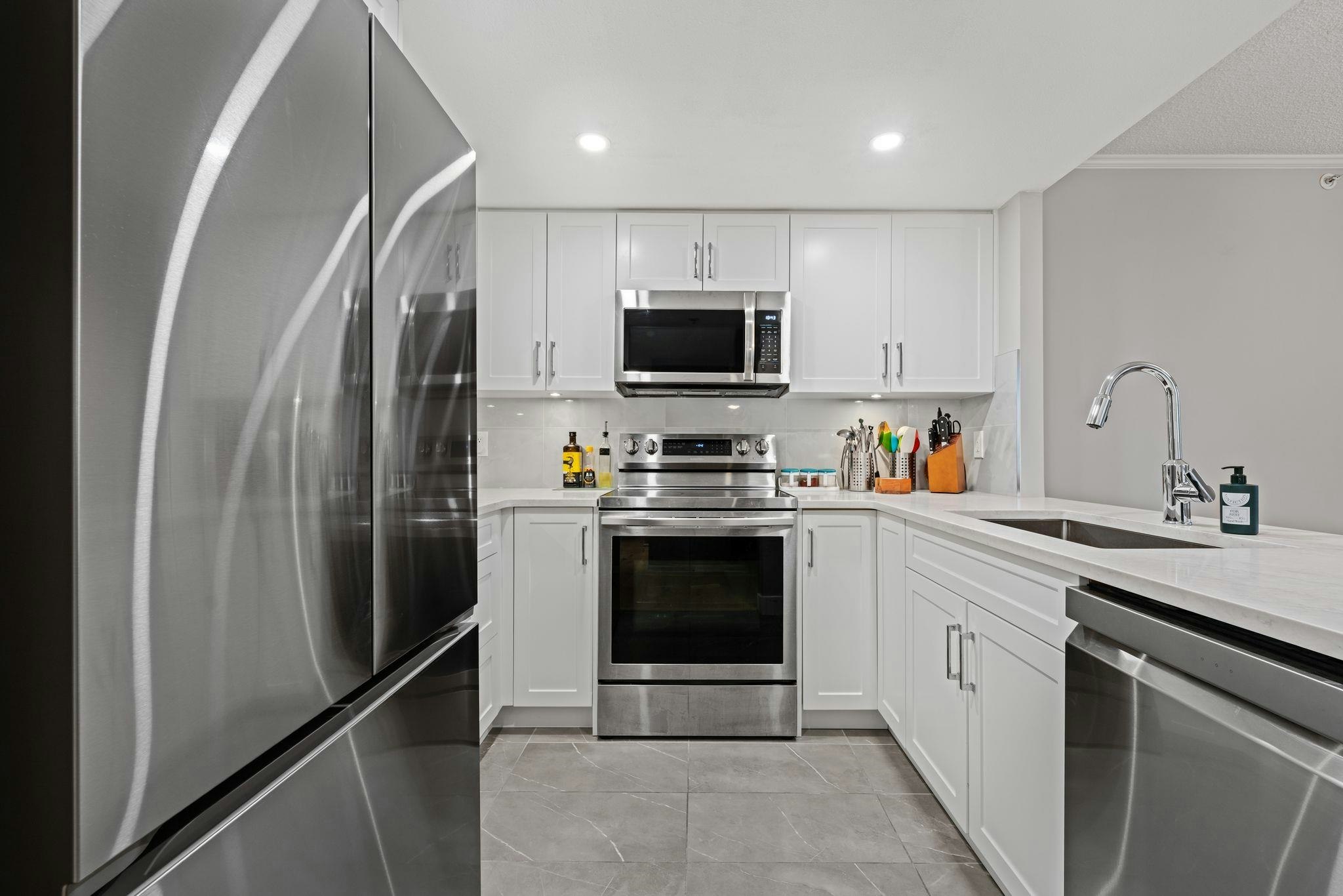 906-867 Hamilton Street, Vancouver, BC, V6B 6B7 - 7