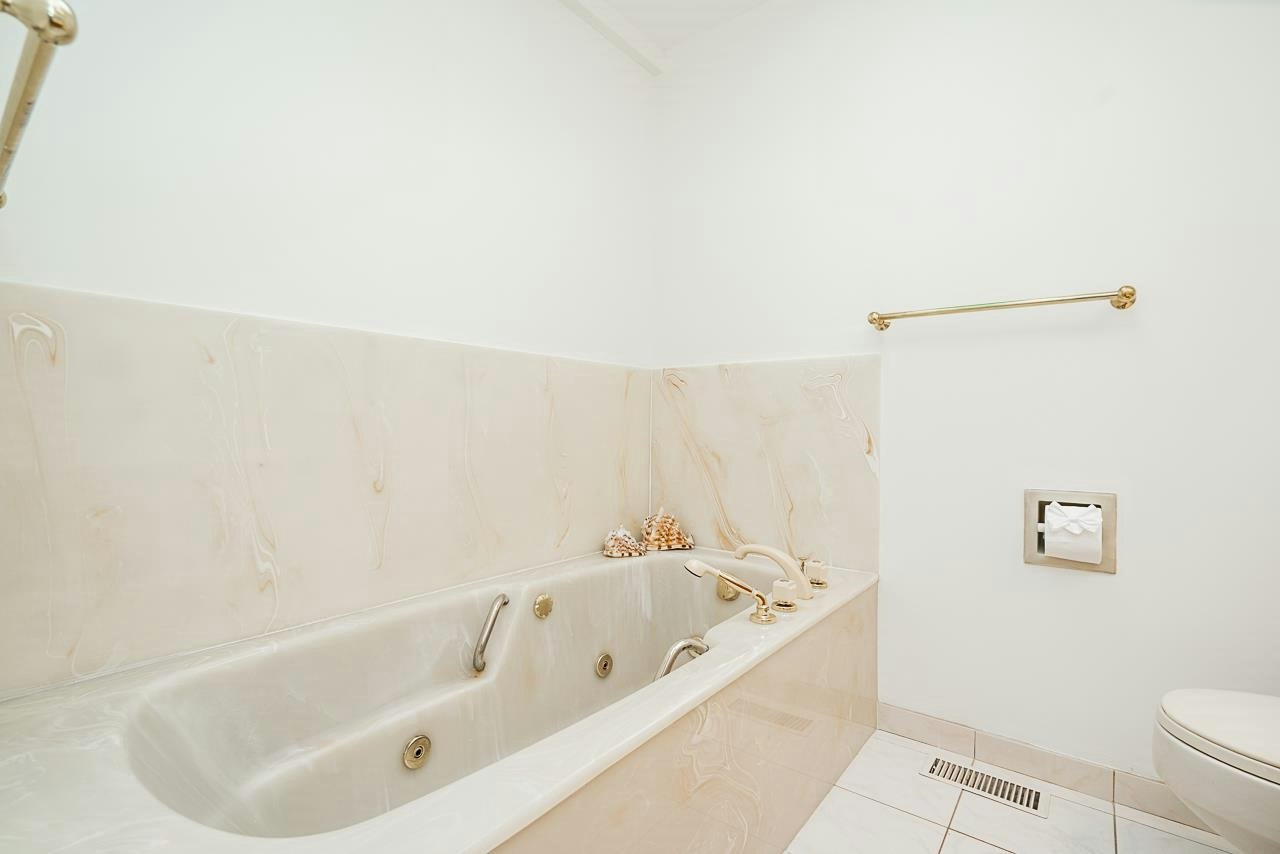6546 Dunnedin Street, Burnaby, BC, V5B 1Y8 - 21
