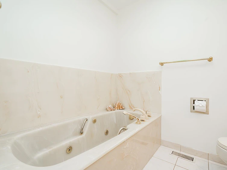 6546 Dunnedin Street, Burnaby, BC, V5B 1Y8 - 21