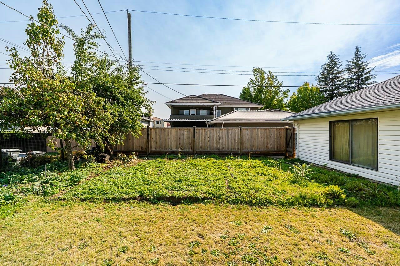 6546 Dunnedin Street, Burnaby, BC, V5B 1Y8 - 35