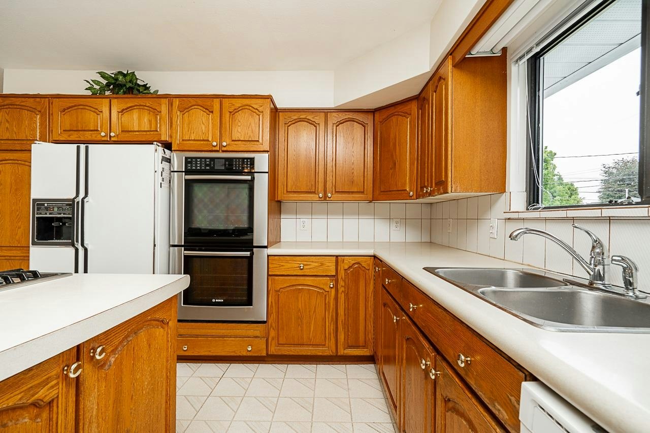 6546 Dunnedin Street, Burnaby, BC, V5B 1Y8 - 12