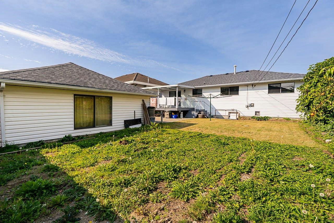 6546 Dunnedin Street, Burnaby, BC, V5B 1Y8 - 32