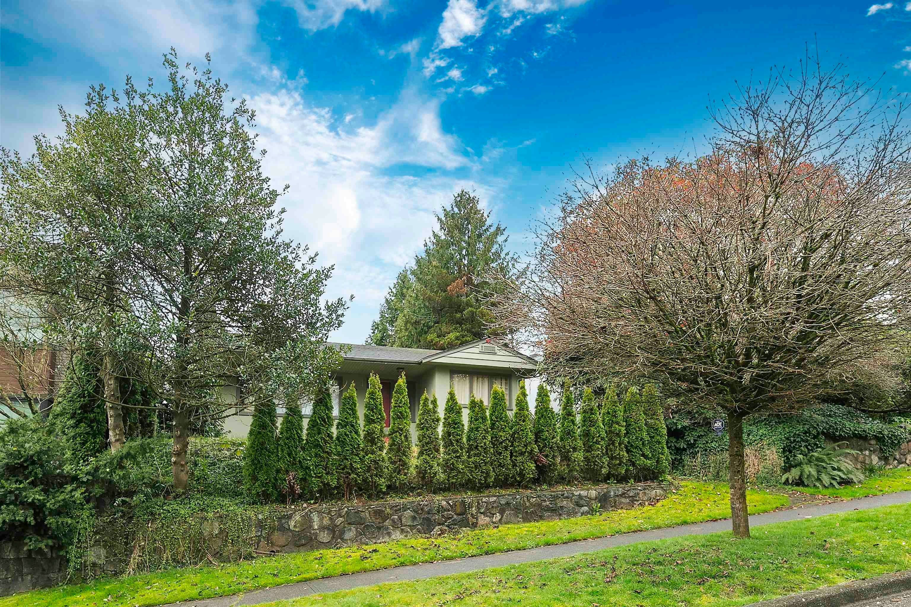 14 W 37th Avenue, Vancouver, BC, V5Y 2N1 - 17