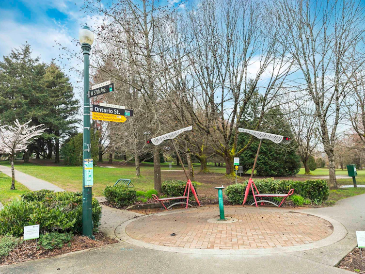 14 W 37th Avenue, Vancouver, BC, V5Y 2N1 - 24
