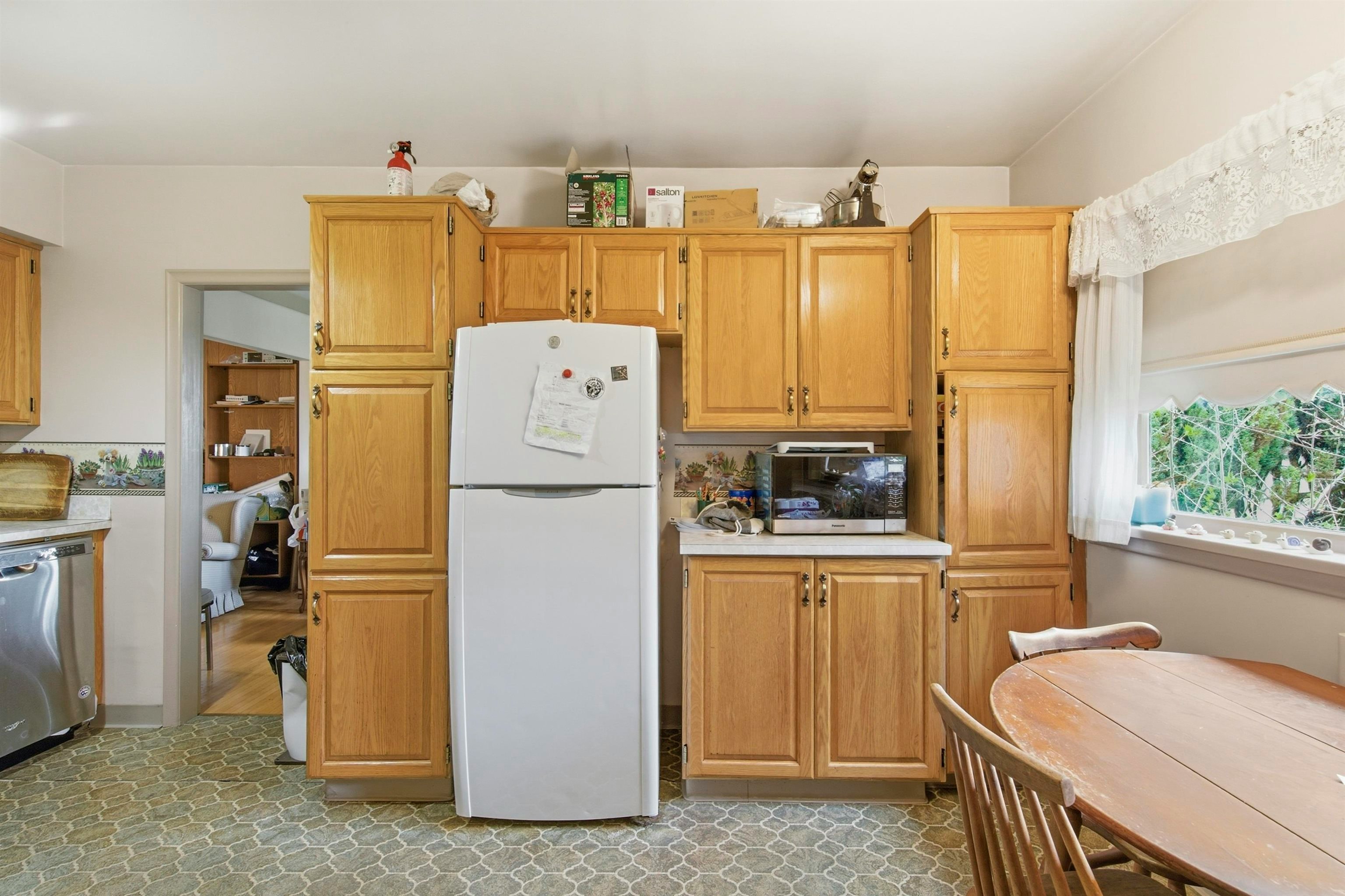 14 W 37th Avenue, Vancouver, BC, V5Y 2N1 - 5
