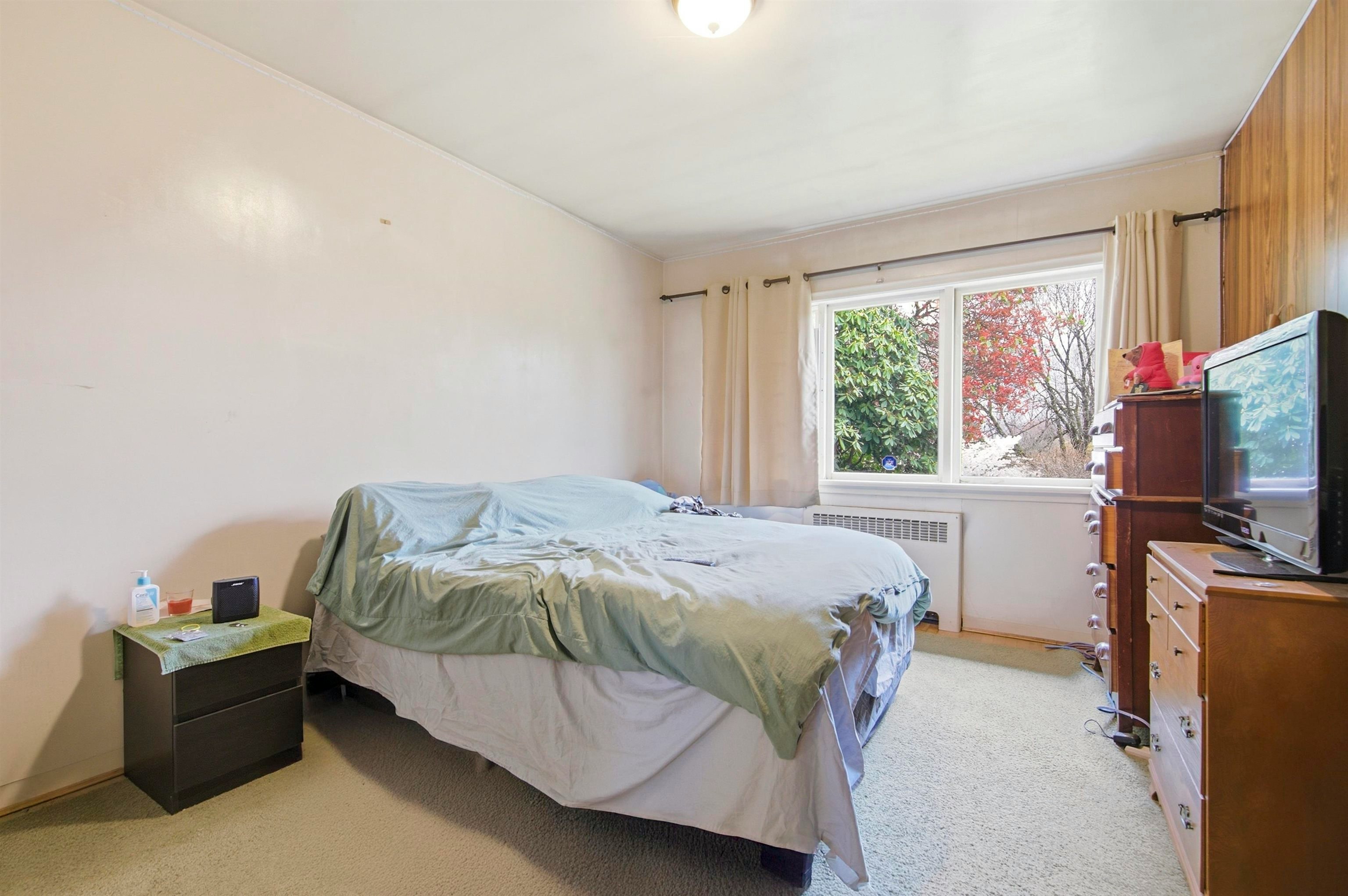 14 W 37th Avenue, Vancouver, BC, V5Y 2N1 - 8