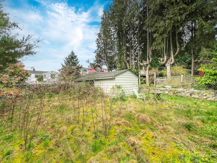 14 W 37th Avenue, Vancouver, BC, V5Y 2N1 - 14
