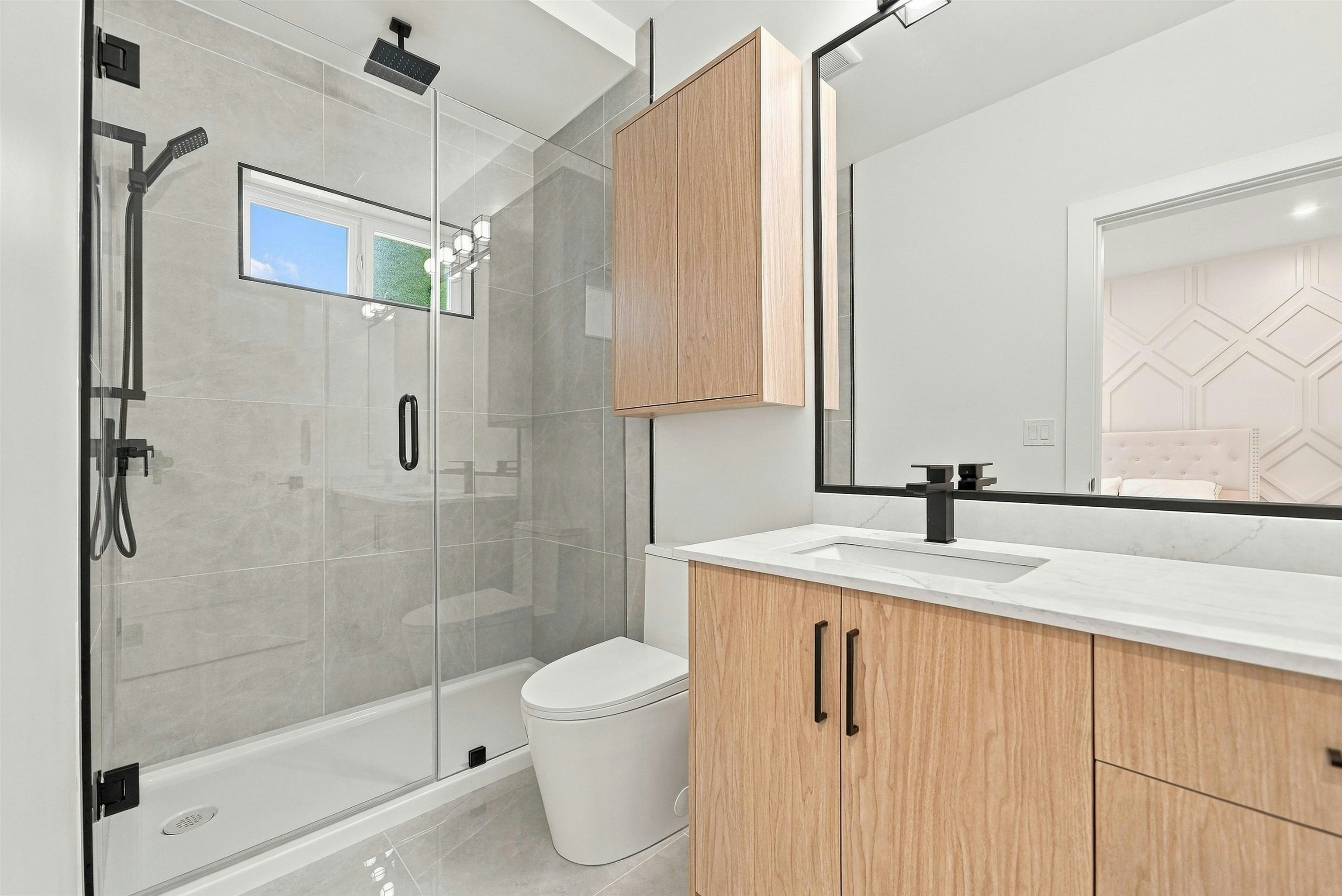 101-11448 138a Street, Surrey, BC, V3R 0J3 - 16
