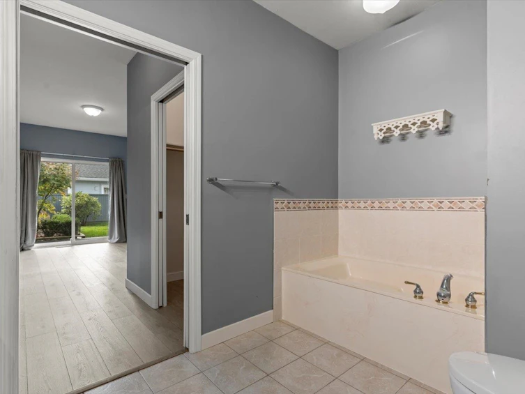 34-730 Mccombs Drive, Harrison Hot Springs, BC, V0M 1K0 - 18