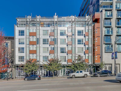 403-233 Kingsway - 2