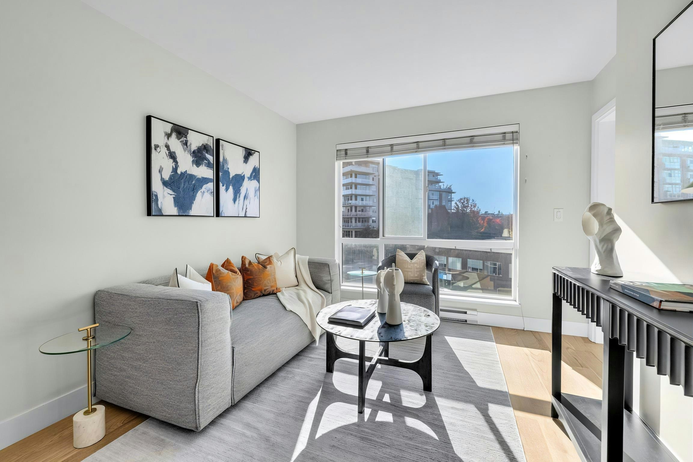 403-233 Kingsway, Vancouver, BC, V5T 3J5 - 3