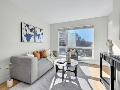 403-233 Kingsway - 3