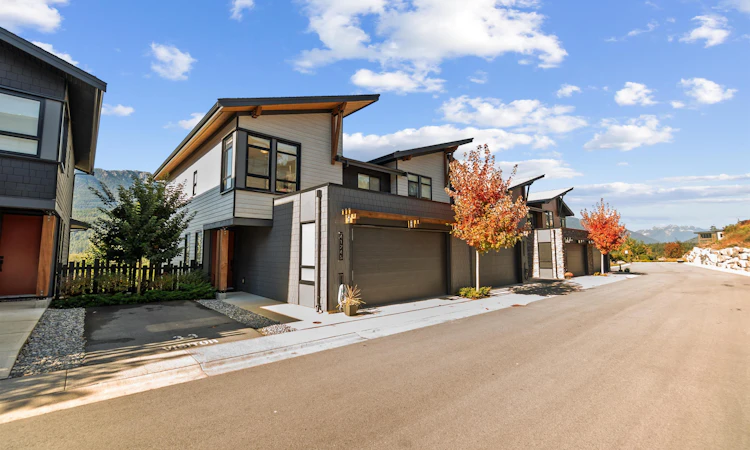 41245 Highline Place