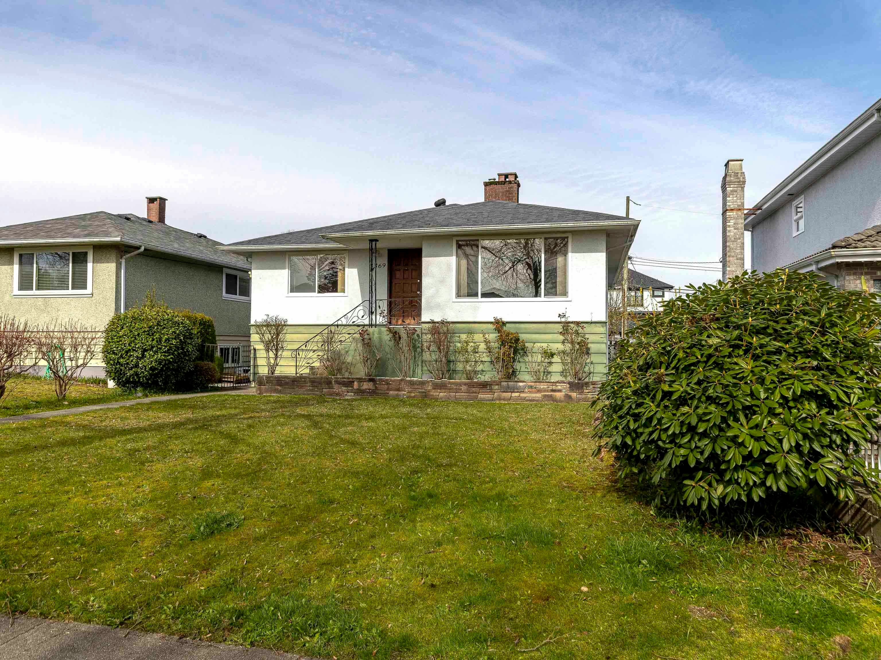 3369 Price Street, Vancouver, BC, V5R 5P8