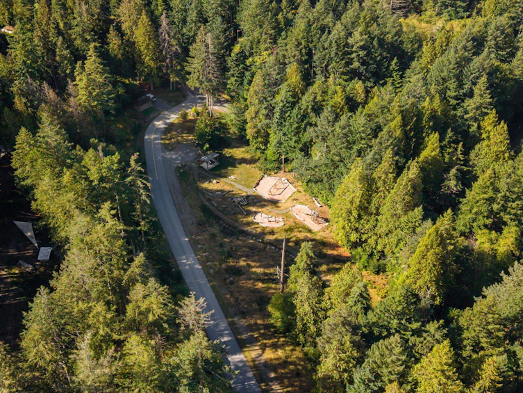 1601 Joan Audrey Lane, Bowen Island, BC, V0N 1G2 - 23