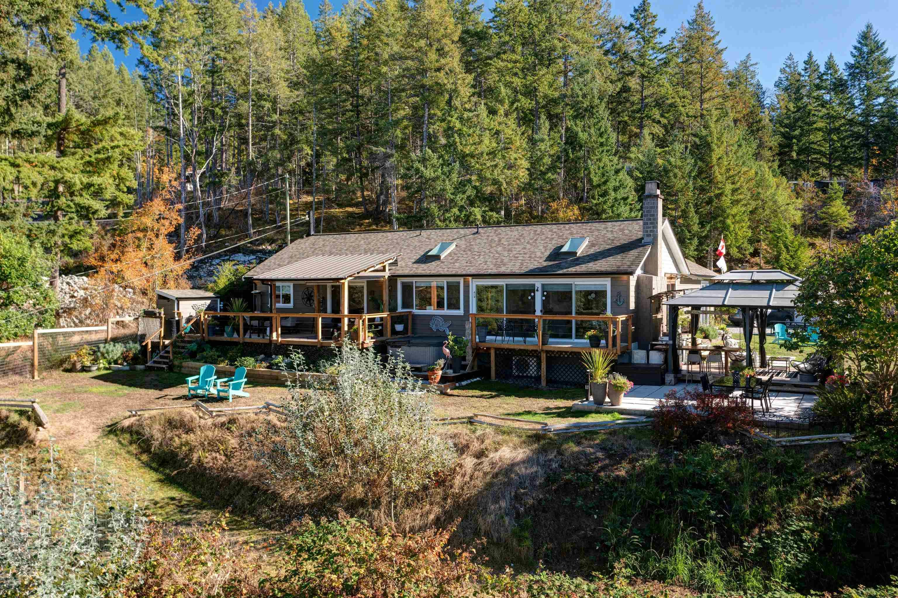 4517 Pollock Road, Pender Harbour Egmont, BC, V0N 2H1