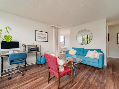 206-1740 Comox Street - 4