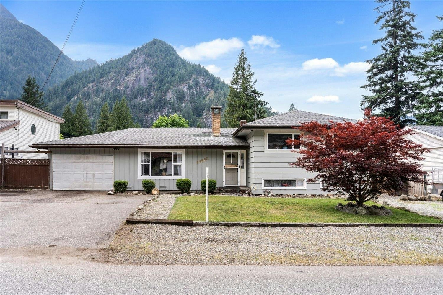 19865 Peter Street, Hope, BC, V0X 1L2 - 3
