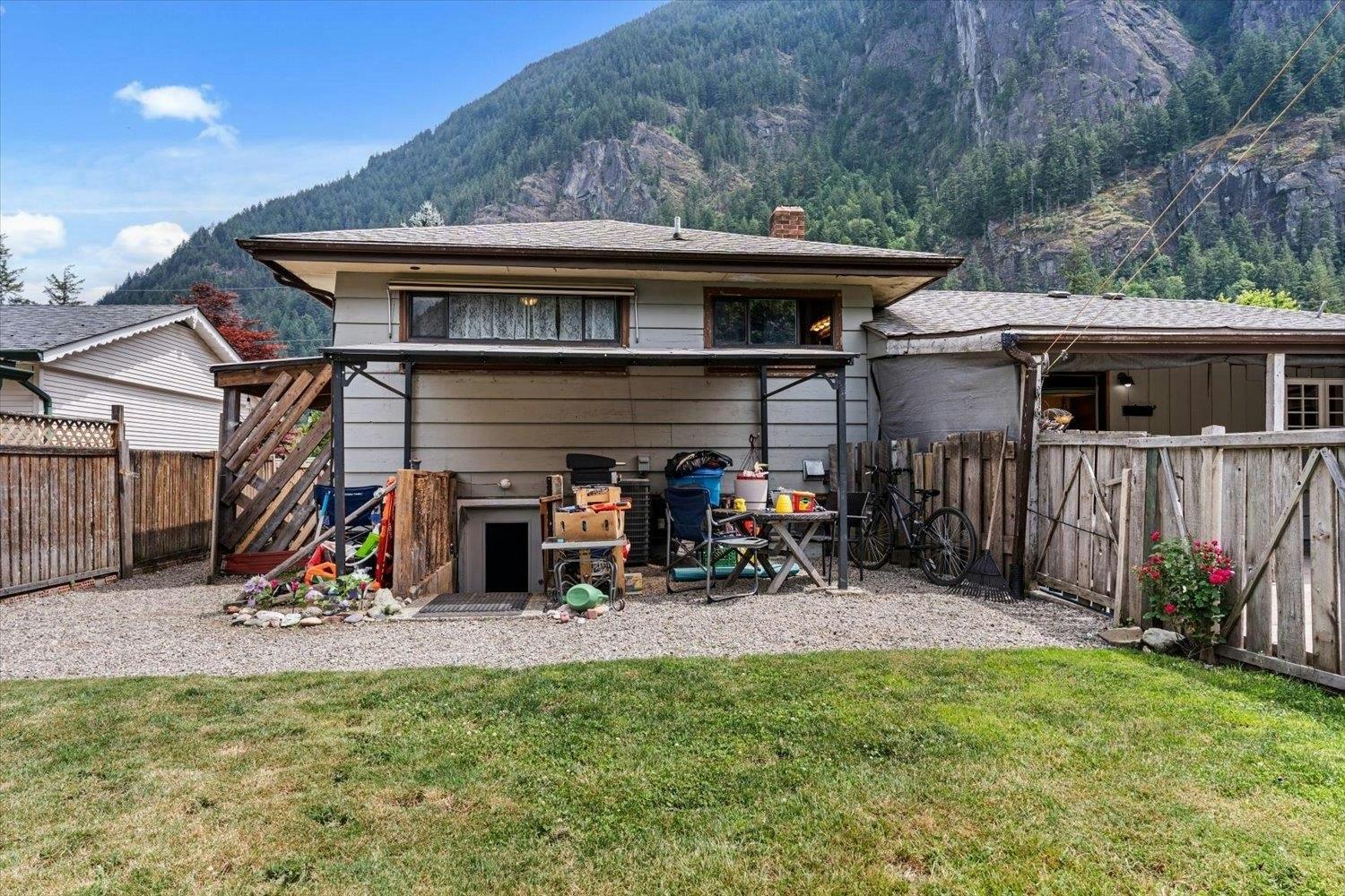 19865 Peter Street, Hope, BC, V0X 1L2 - 26