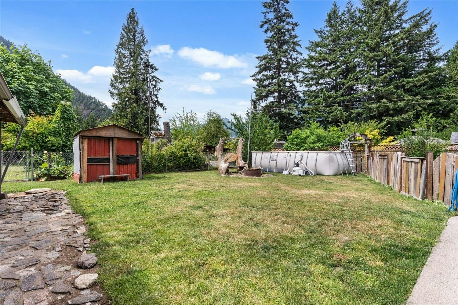 19865 Peter Street, Hope, BC, V0X 1L2 - 31