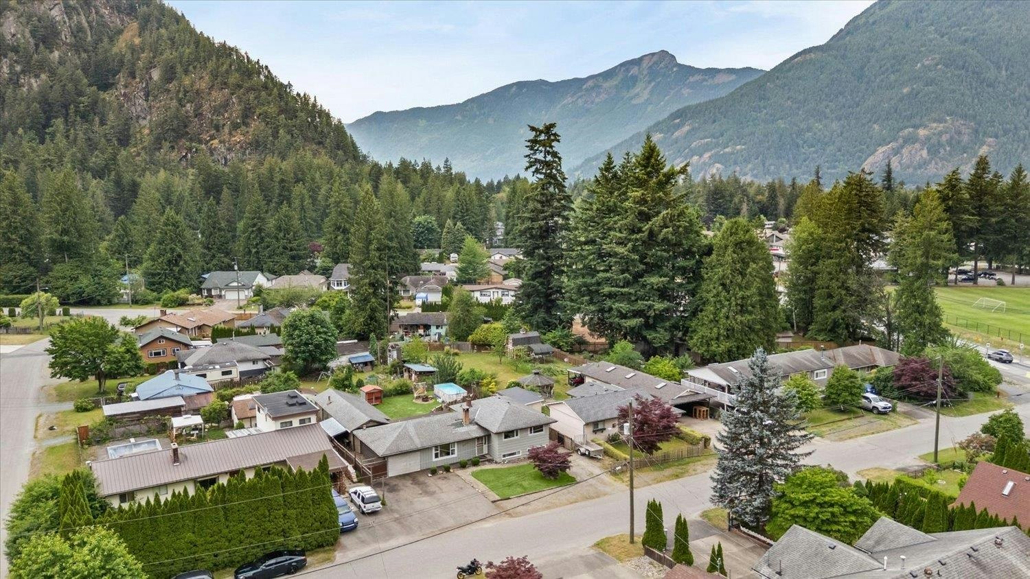 19865 Peter Street, Hope, BC, V0X 1L2 - 38