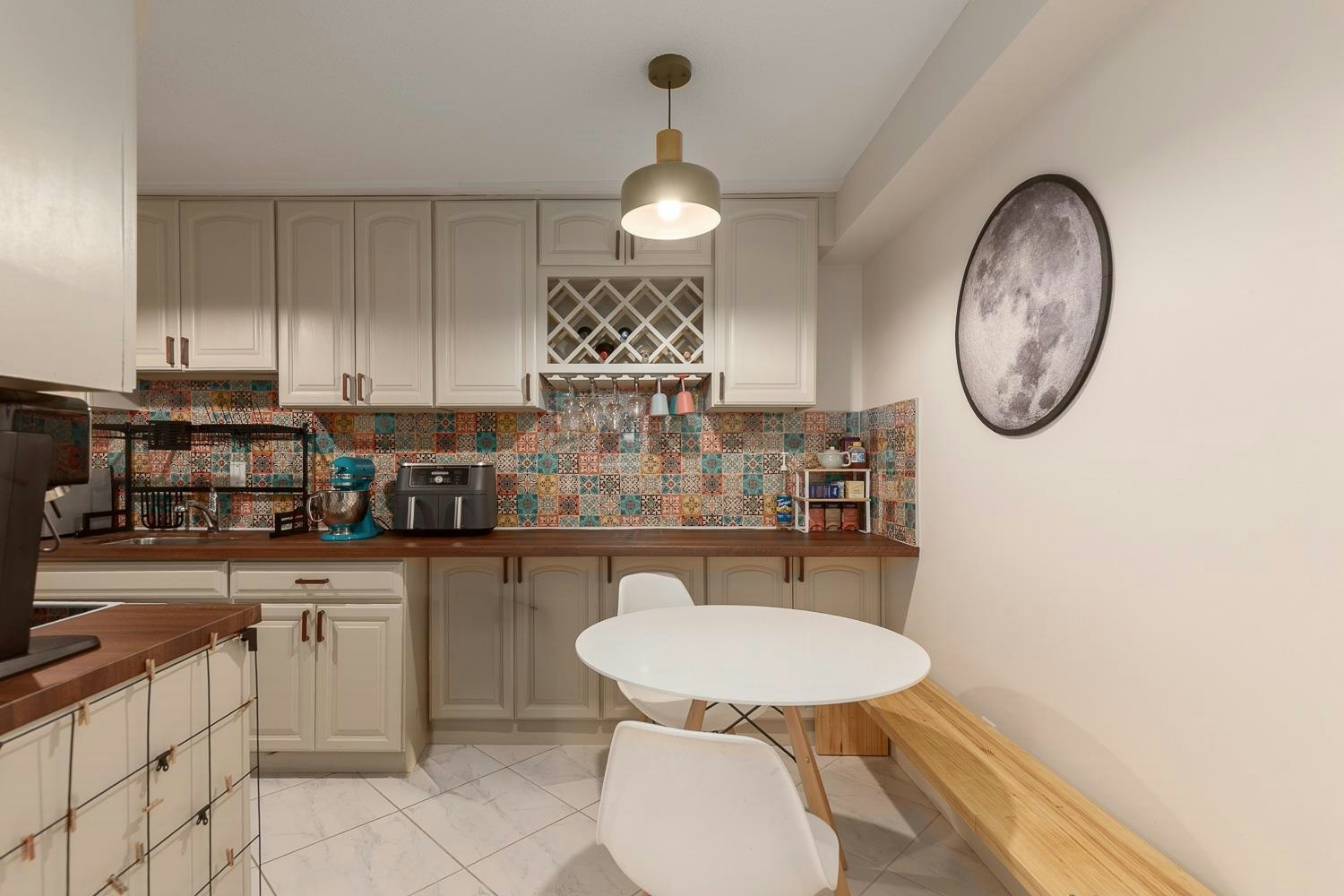 208-1435 Nelson Street, Vancouver, BC, V6G 2Z3