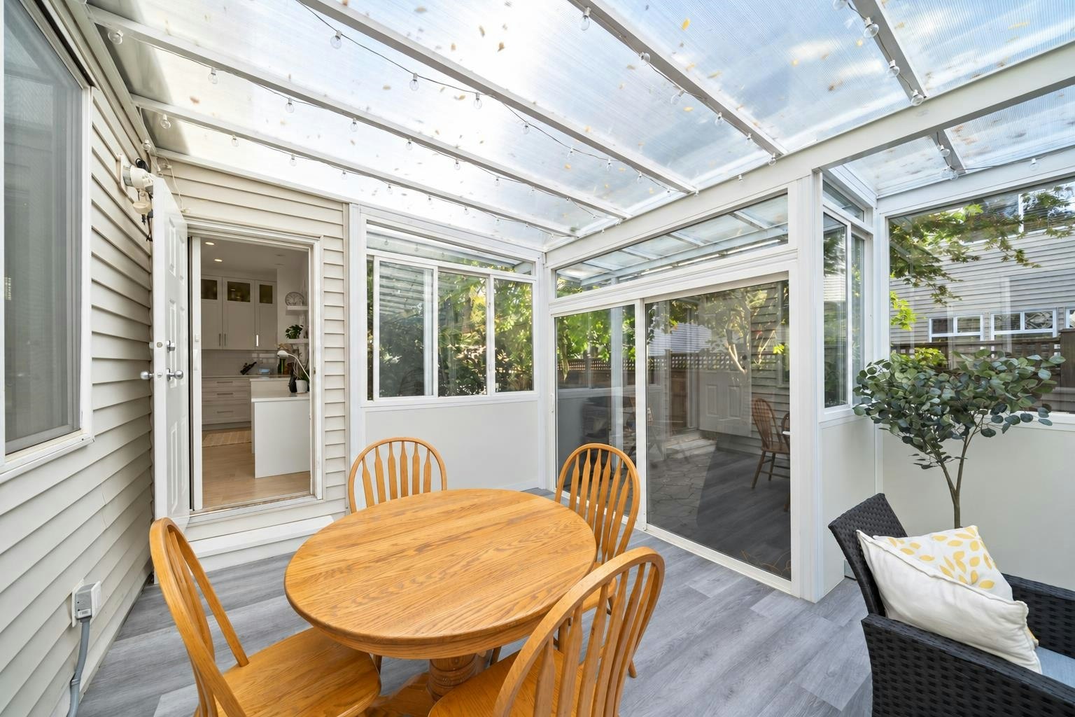 14938 59 Avenue, Surrey, BC, V3S 3W8 - 14