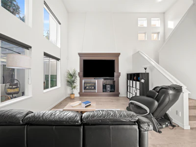 14938 59 Avenue - 4