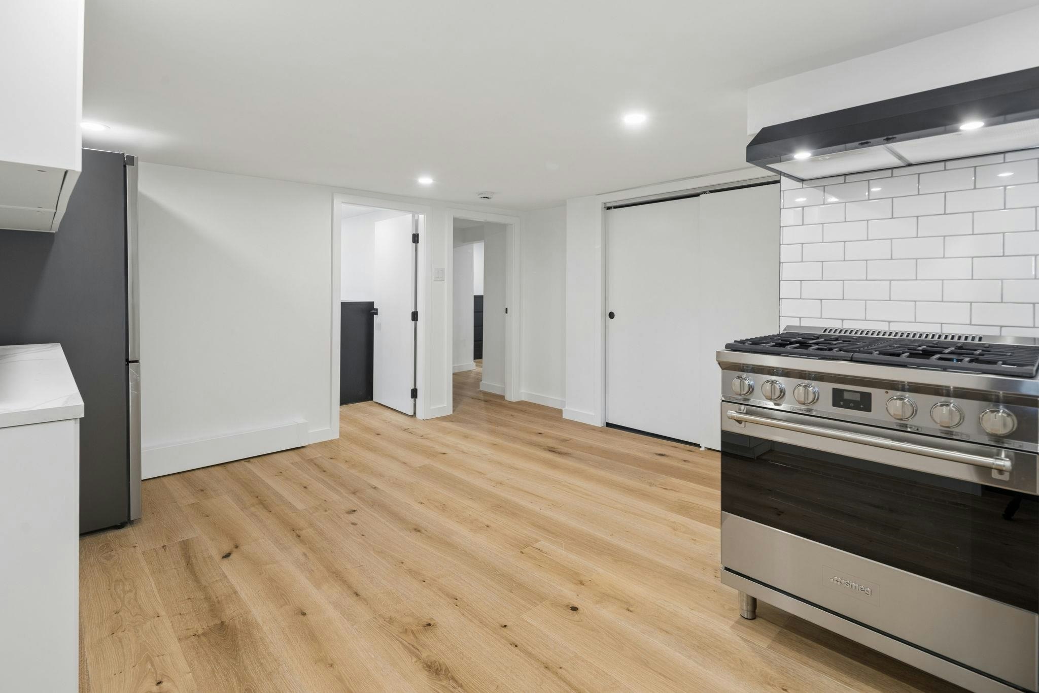 3137 W 24th Avenue, Vancouver, BC, V6L 1R7 - 30
