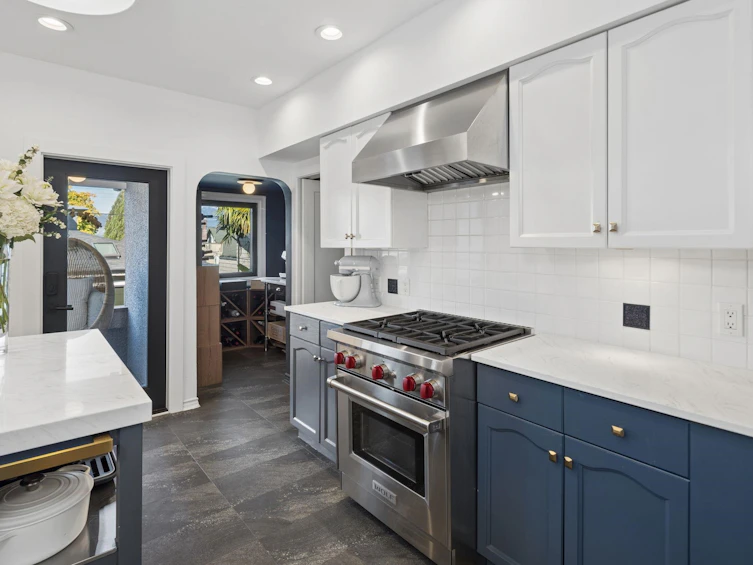 3137 W 24th Avenue, Vancouver, BC, V6L 1R7 - 11