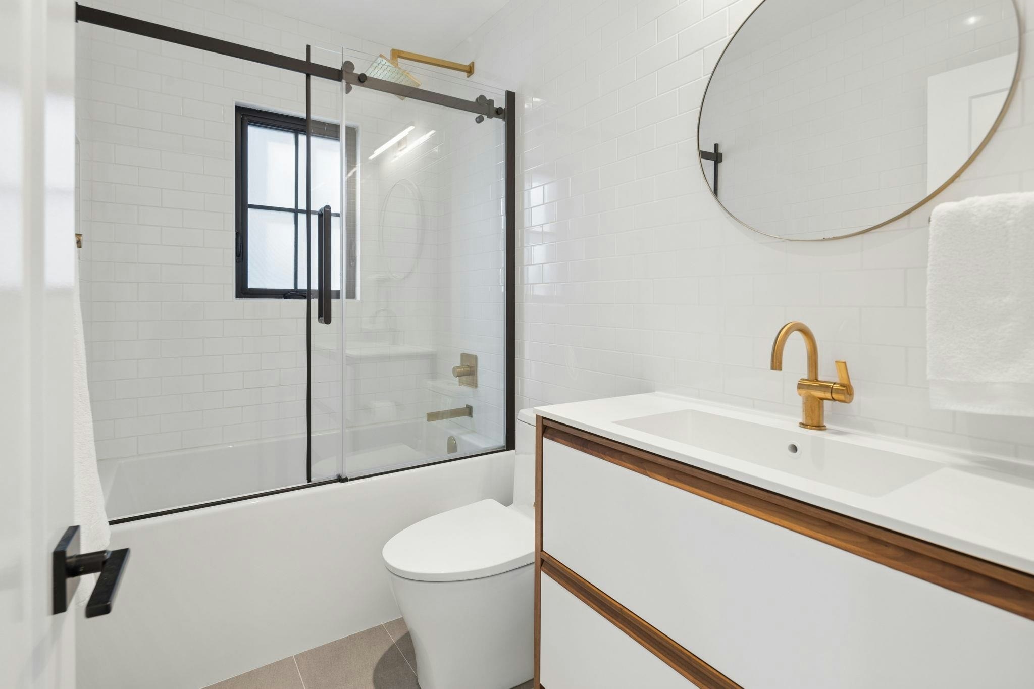 3137 W 24th Avenue, Vancouver, BC, V6L 1R7 - 23