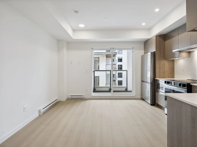 401-10829 140 Street, Surrey, BC, V3R 0H4 - 9