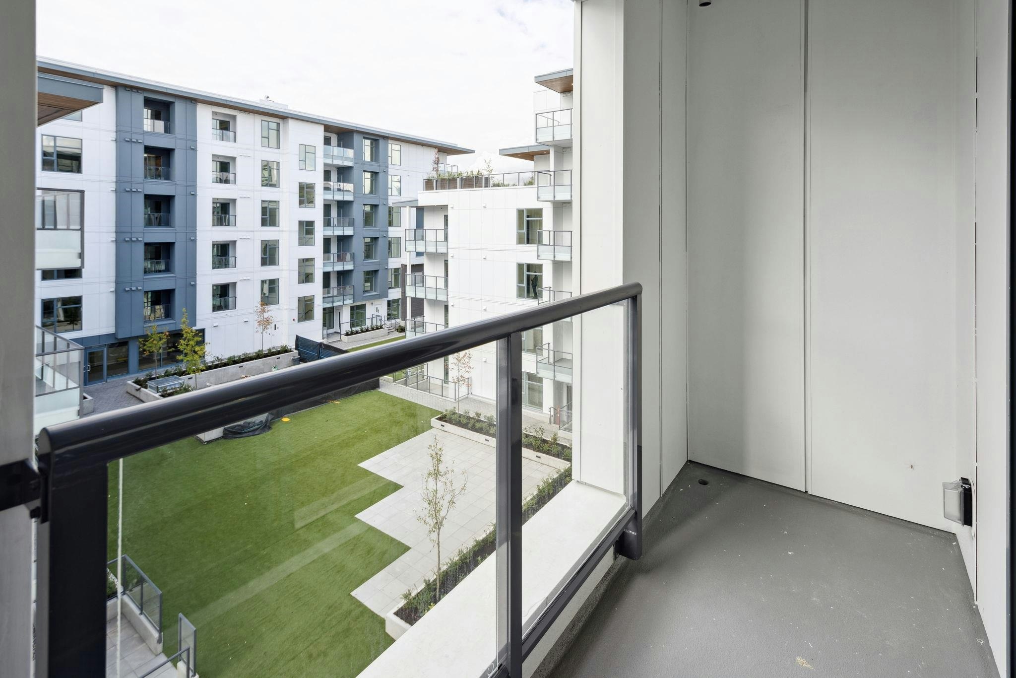 401-10829 140 Street, Surrey, BC, V3R 0H4 - 23
