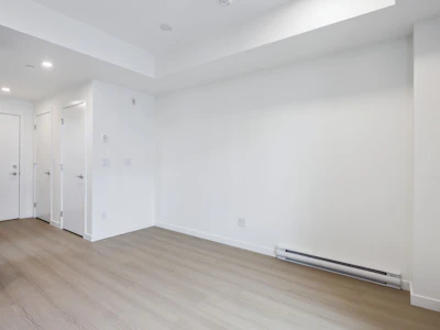 401-10829 140 Street - 4