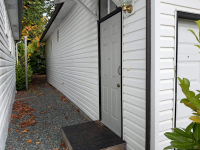 49 4200 Dewdney Trunk Road - 2