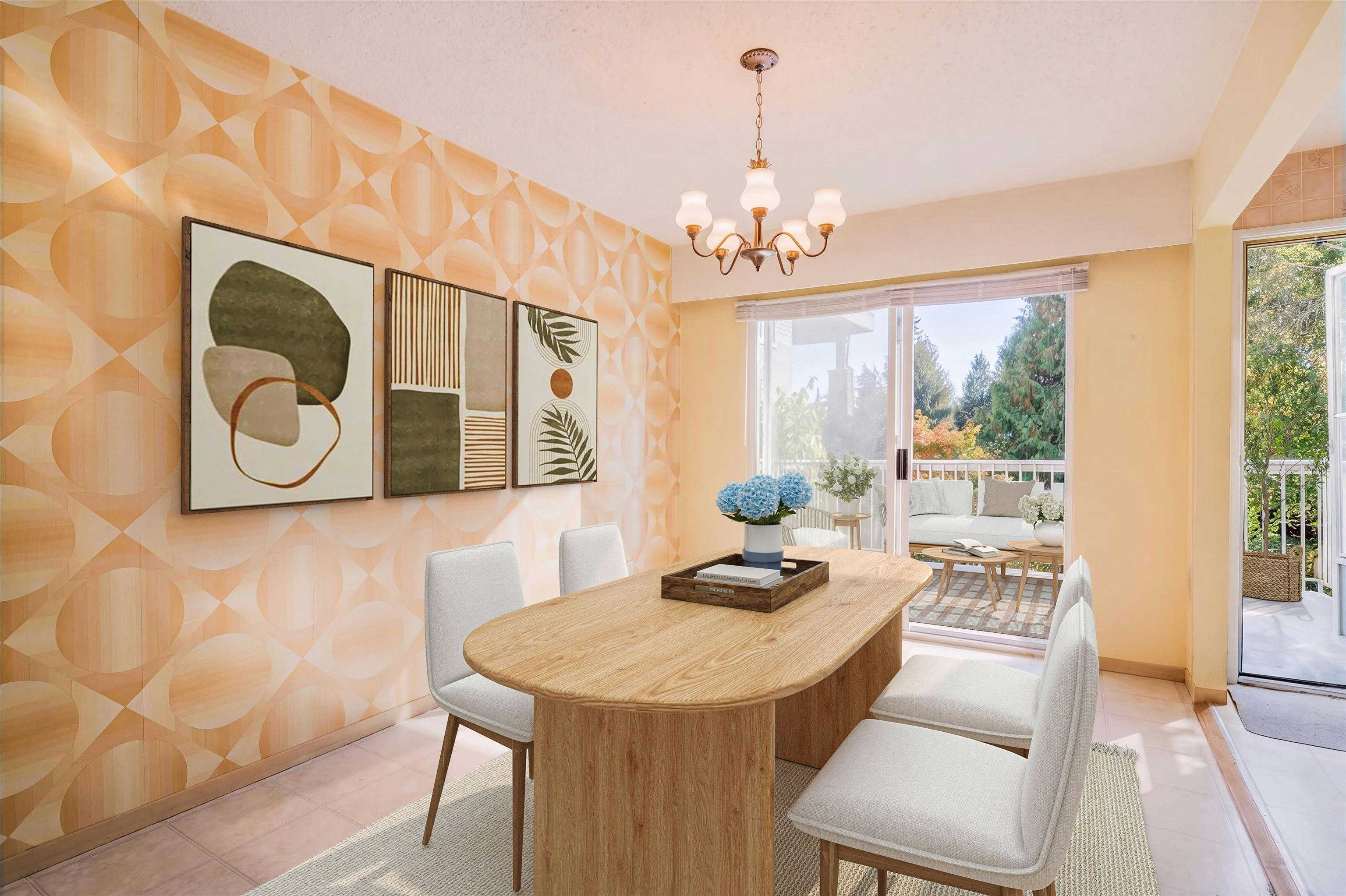 13696 Blackburn Avenue, Surrey, BC, V4B 2Y8 - 11