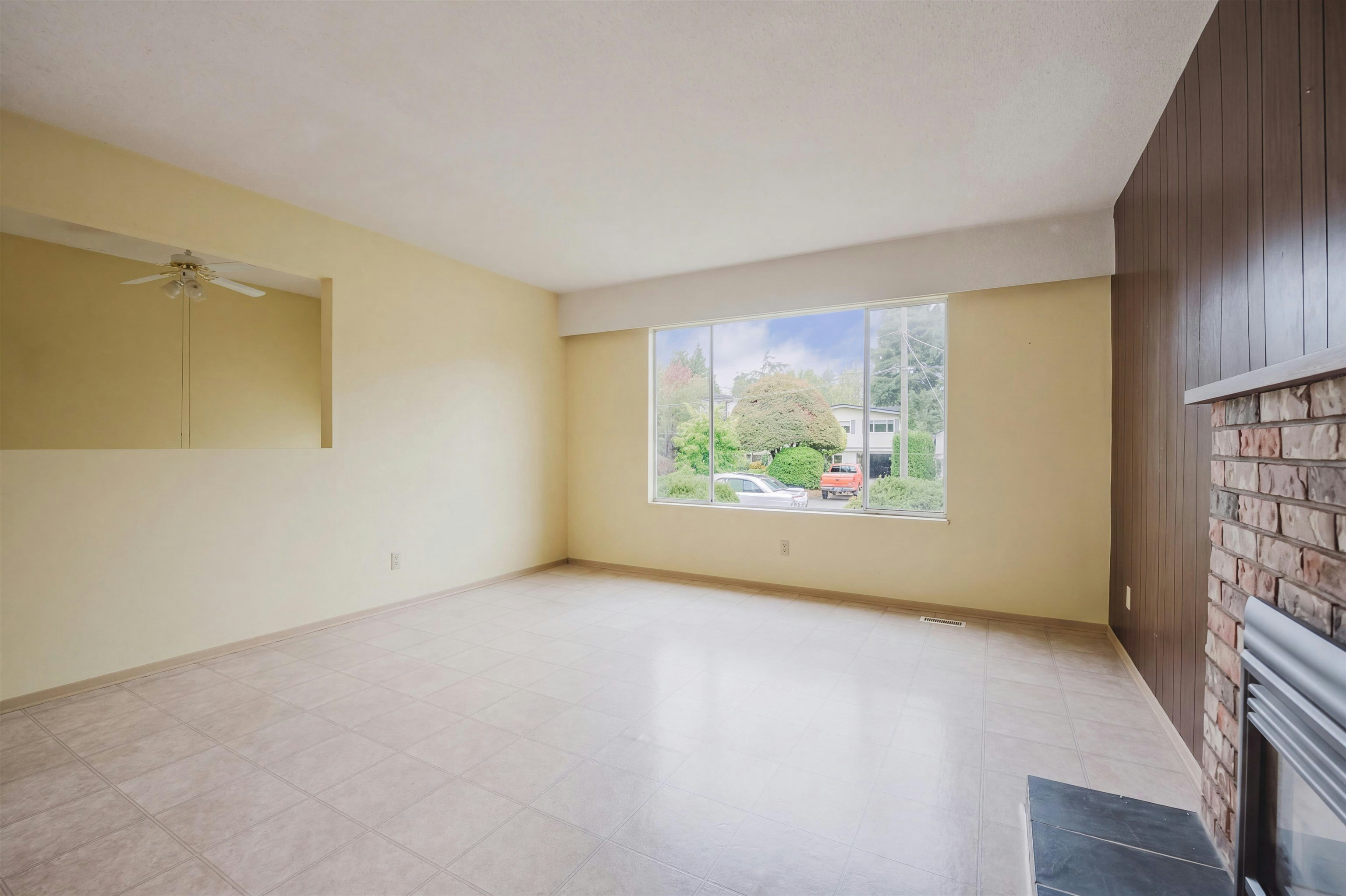 13696 Blackburn Avenue, Surrey, BC, V4B 2Y8 - 8