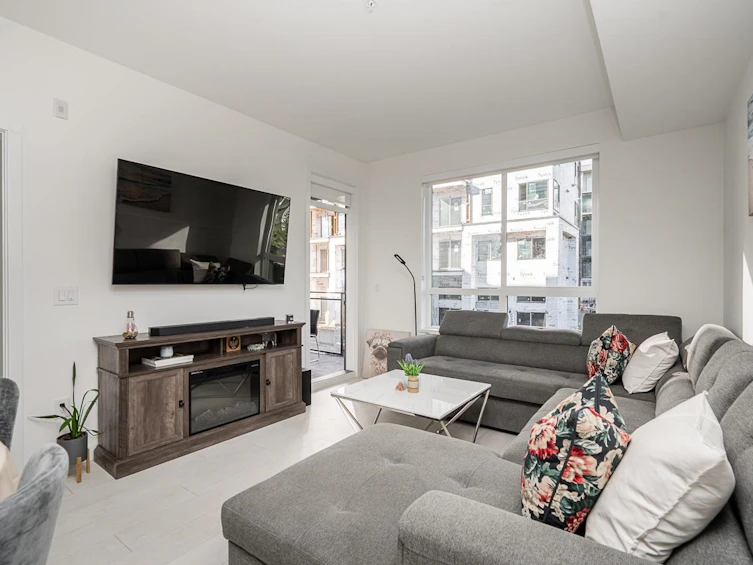 221-9456 134 Street, Surrey, BC, V3V 0G8 - 10